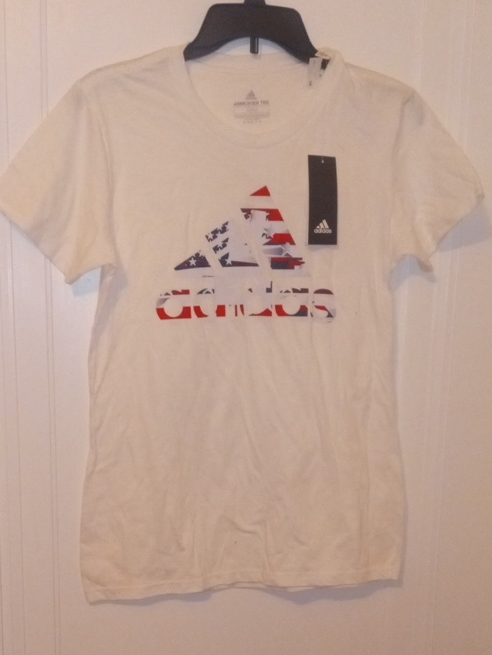 Adidas White Tee with American Flag Logo NWT men medium